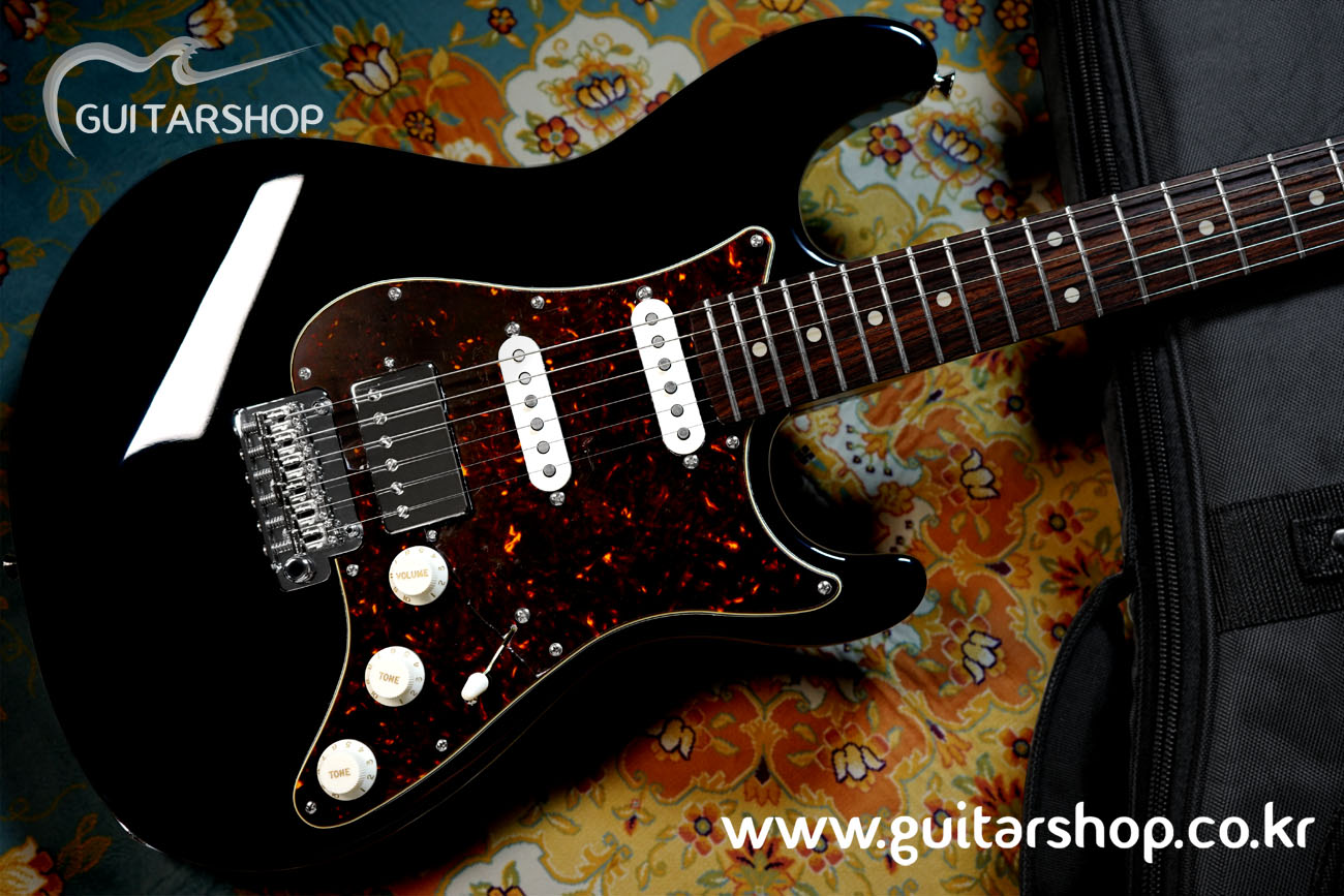 [Sold Out] SUGI Stargazer Guitar Black Color (Too Good To Be Series)